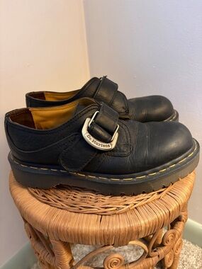 Vintage Dr. Martens Black Leather w/buckle